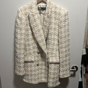 Zara tweed blazer 😍